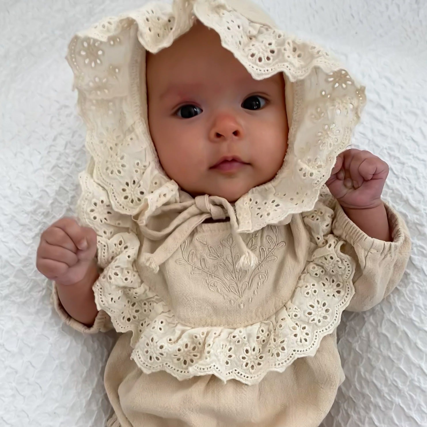 Vintage Eyelet Romper w/Bonnet Set